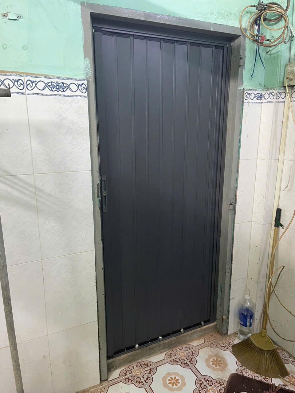 CỬA XẾP LÁ NHÔM 7