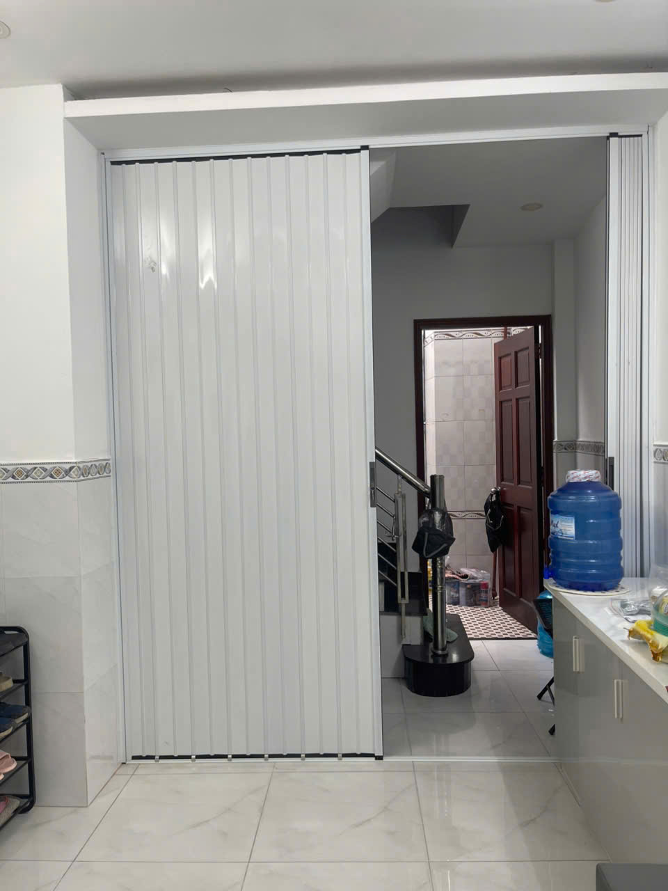 CỬA XẾP LÁ NHÔM 1