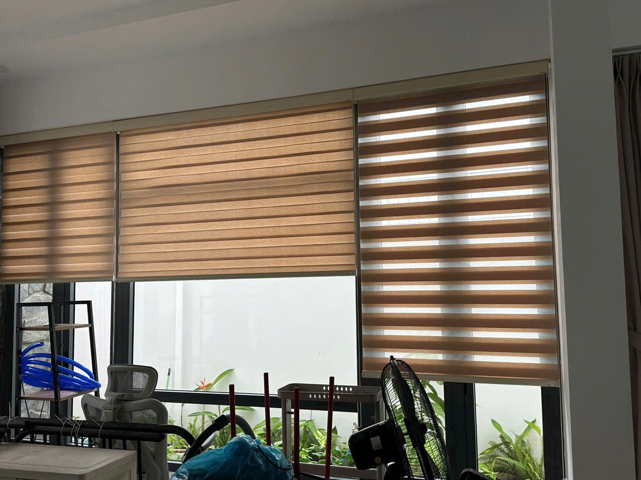 RÈM CẦU VỒNG BE-02