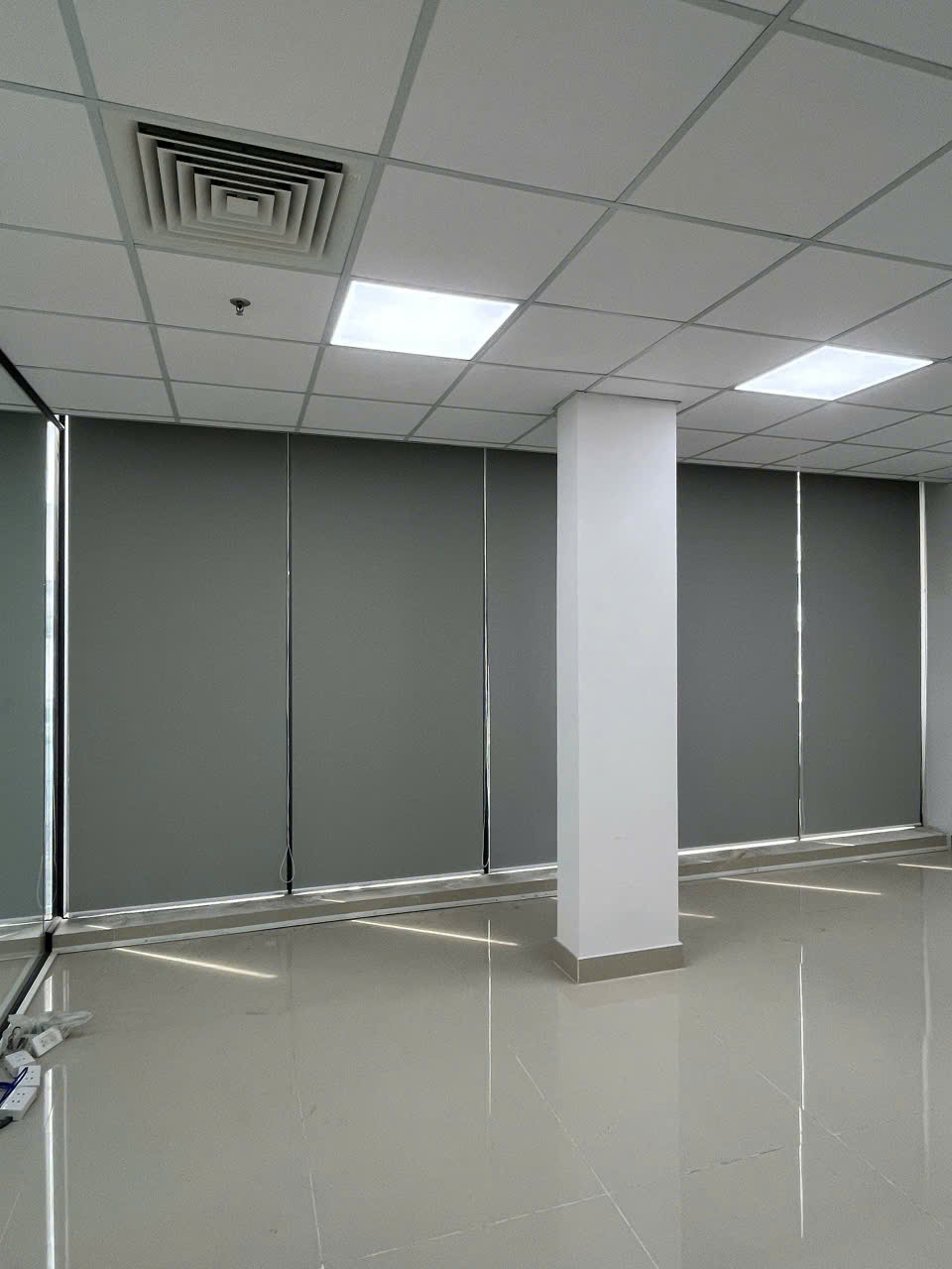 RÈM CUỐN CHỐNG NẮNG