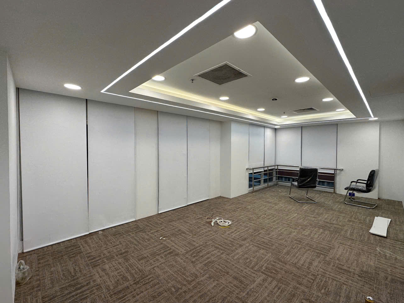 rèm cuốn chống nắng văn phòng 16